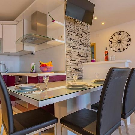 Apartment Split Luaran gambar