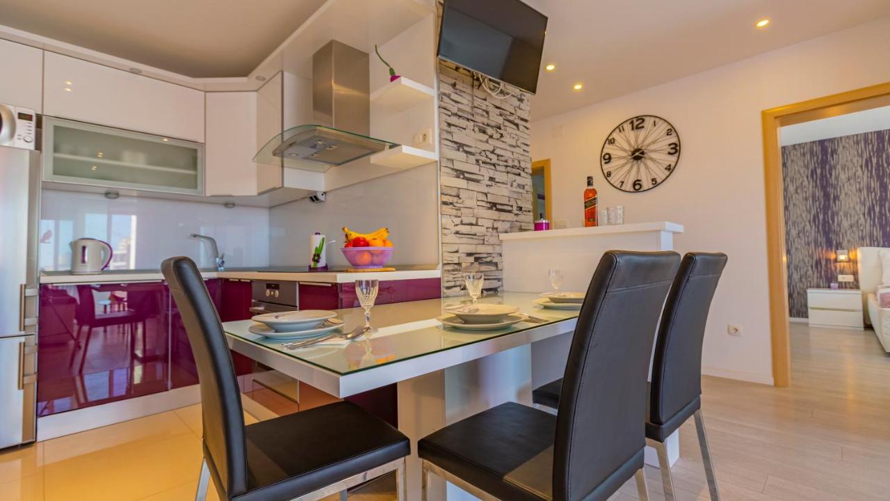 Apartment Split Luaran gambar